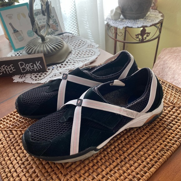 natural sport shoes dr scholls